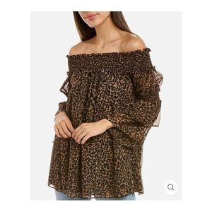 NWT Max Studio Off-the-Shoulder Animal Print Top